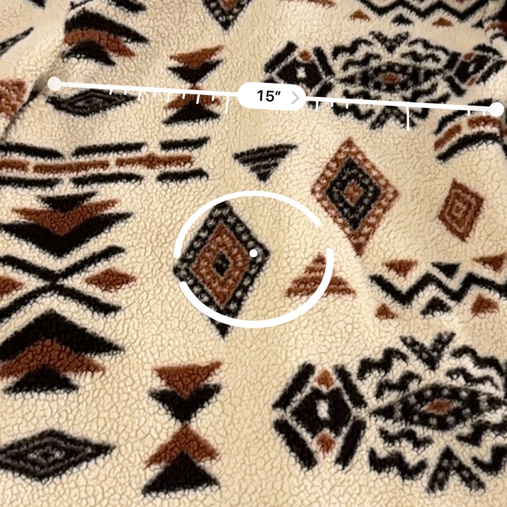 Aztec Pattern Hooded Sherpa Jacket - Picture 7 of 7